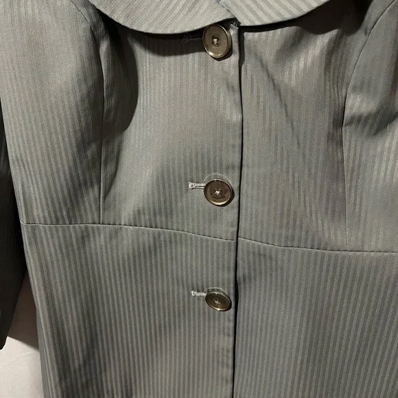 Gray Pinstriped Women’s Blazer/Jacket - Picture 8 of 11